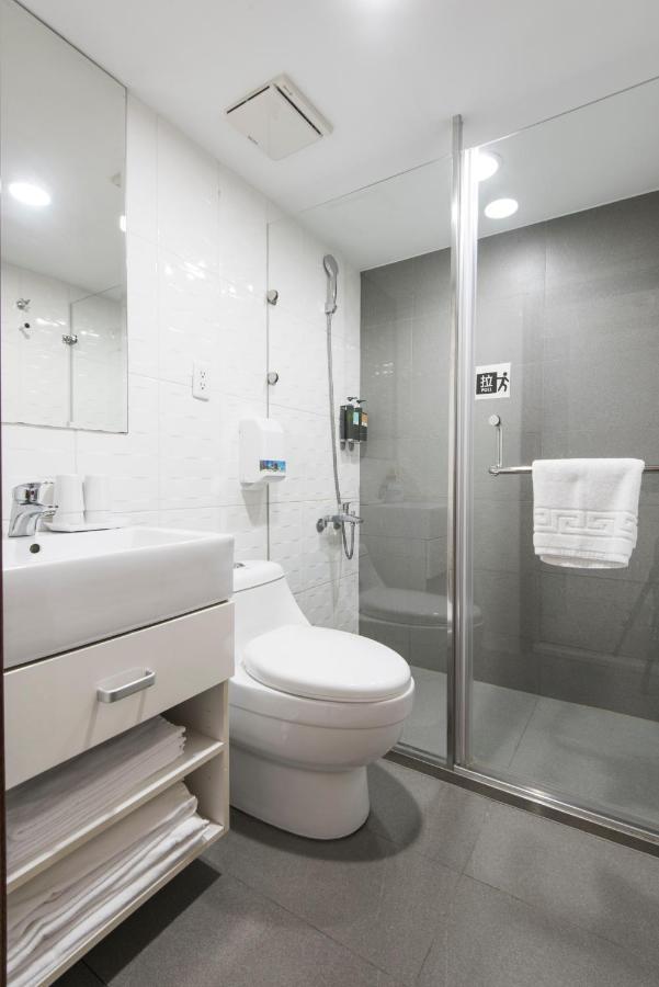 טאיצ'ונג Sparrow Hotel מראה חיצוני תמונה